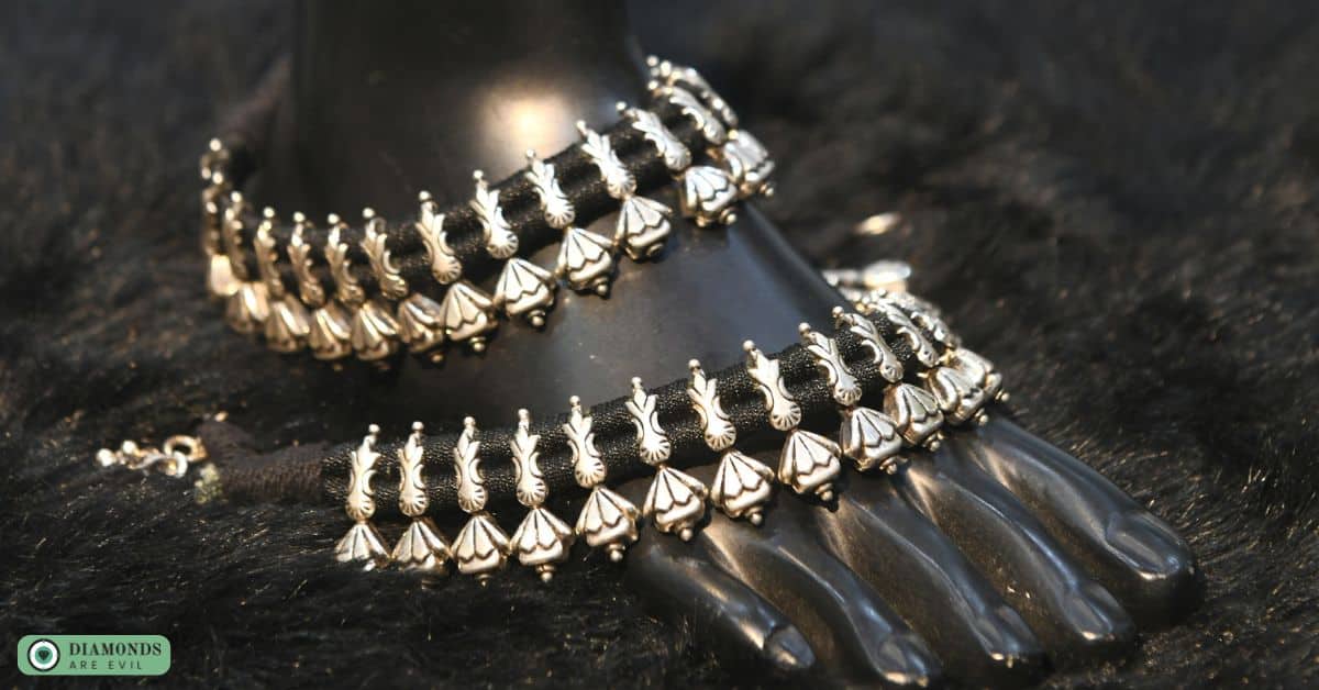 Choosing the Right Design Elements for Your Anklet