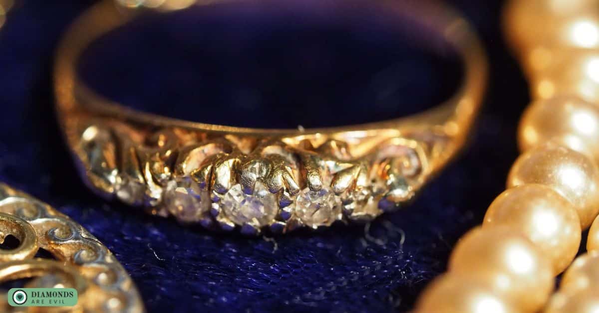 Diamonds Can Be Passed Down as Family Heirlooms