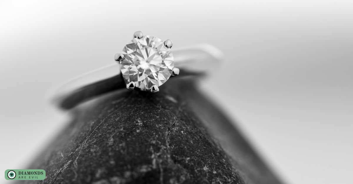 Halo Diamond Rings