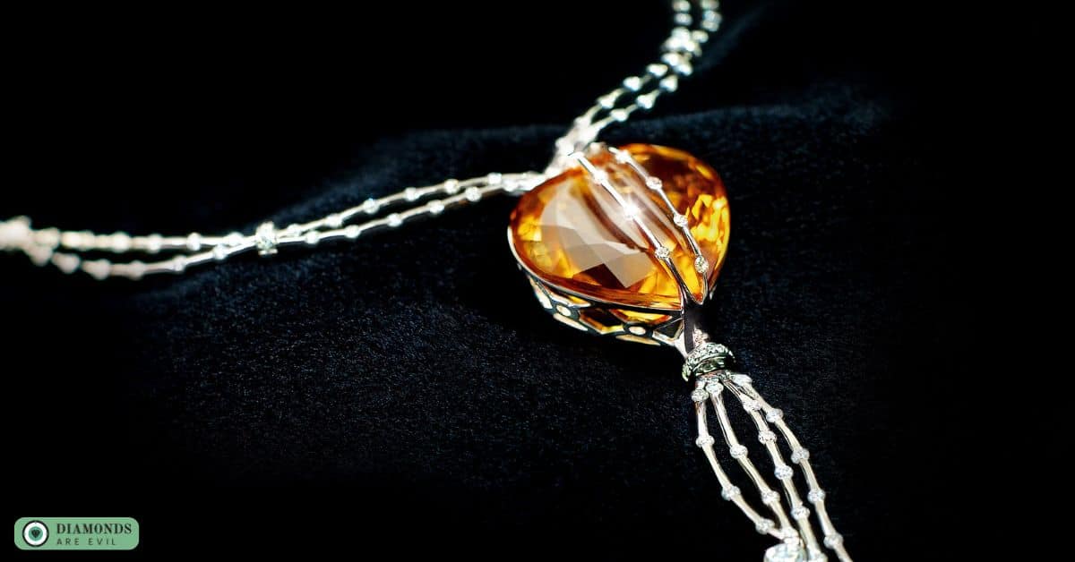 Incomparable Diamond