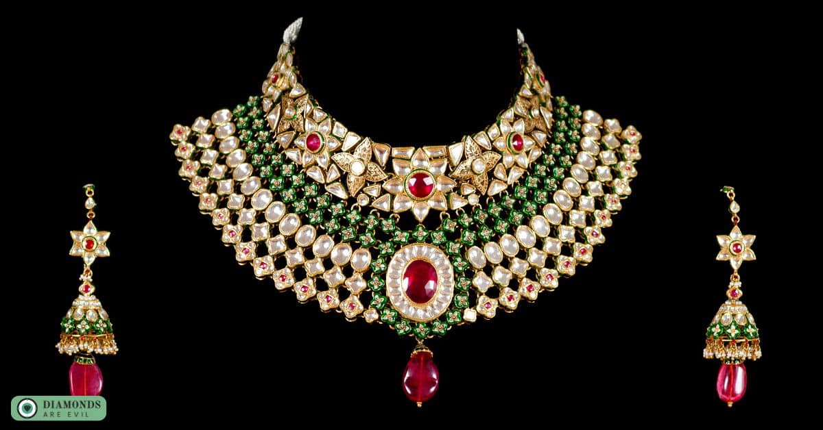The Intricate Craftsmanship of Diamond Necklaces