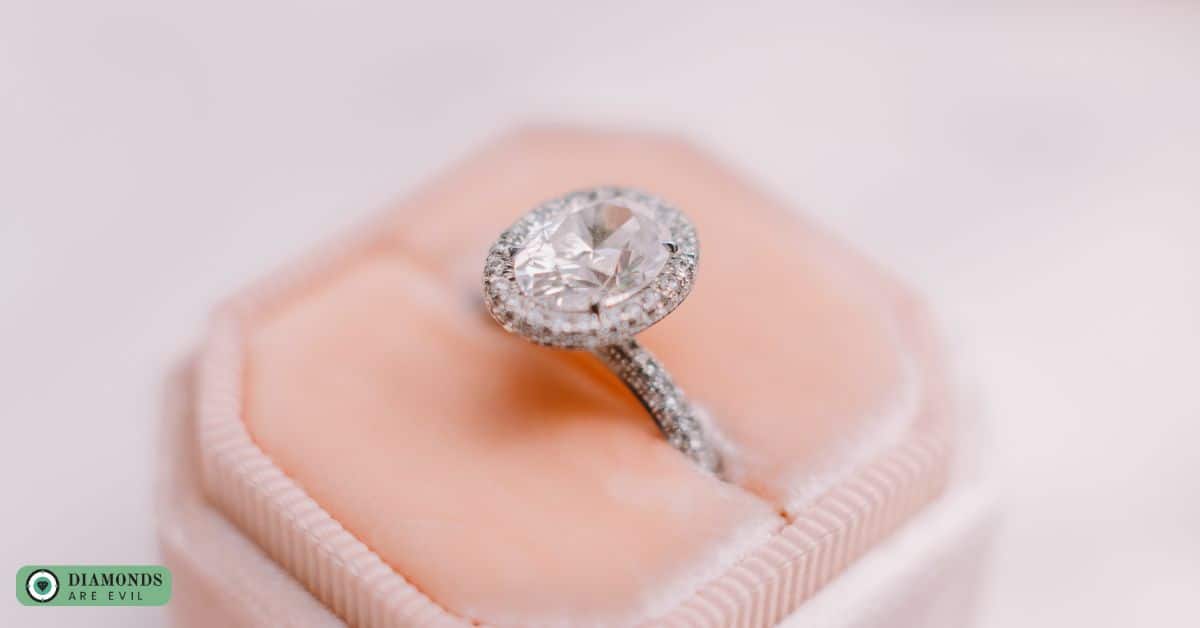Halo Diamond Engagement Rings