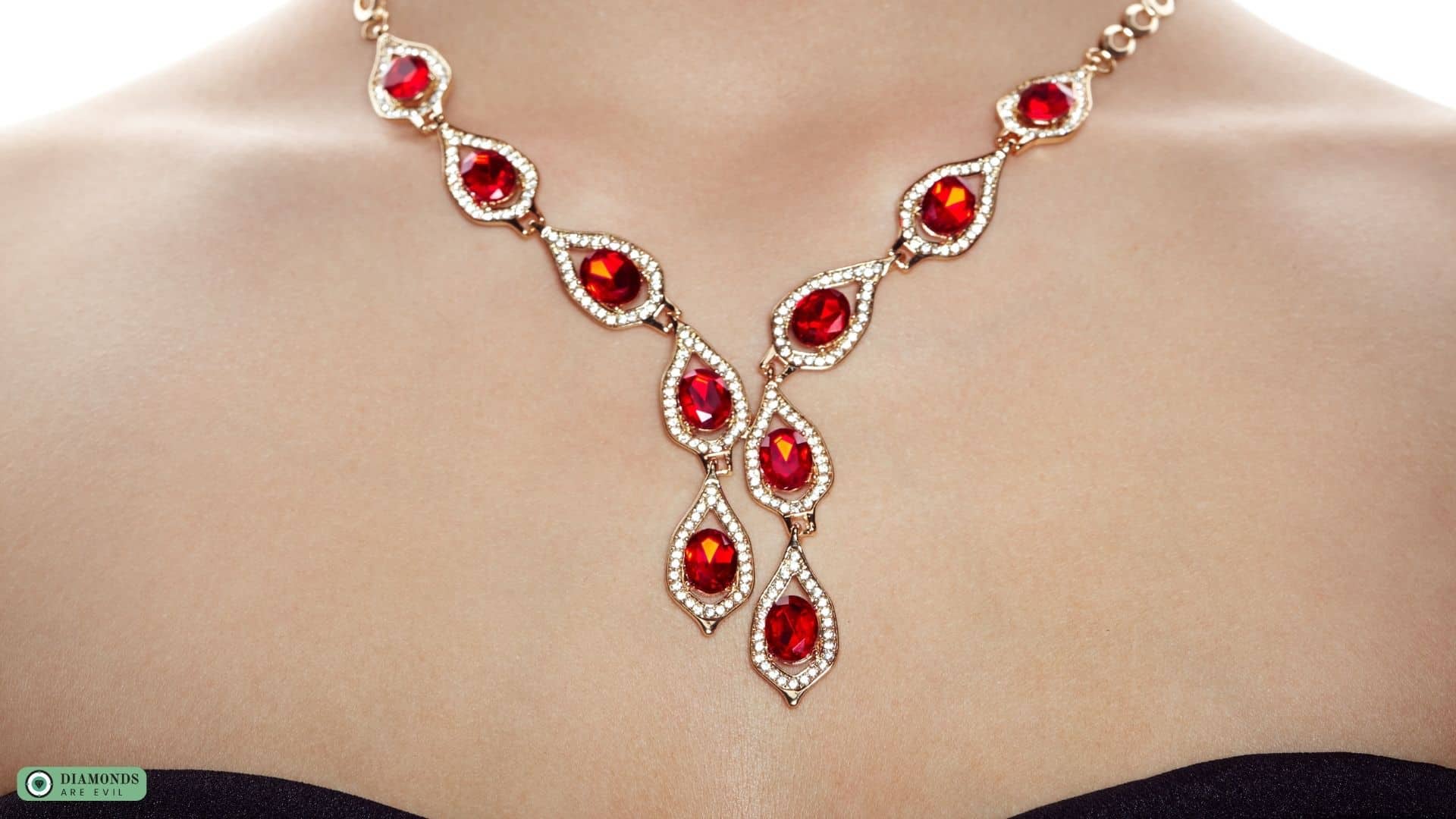 Combining Diamonds with Other Gemstones
