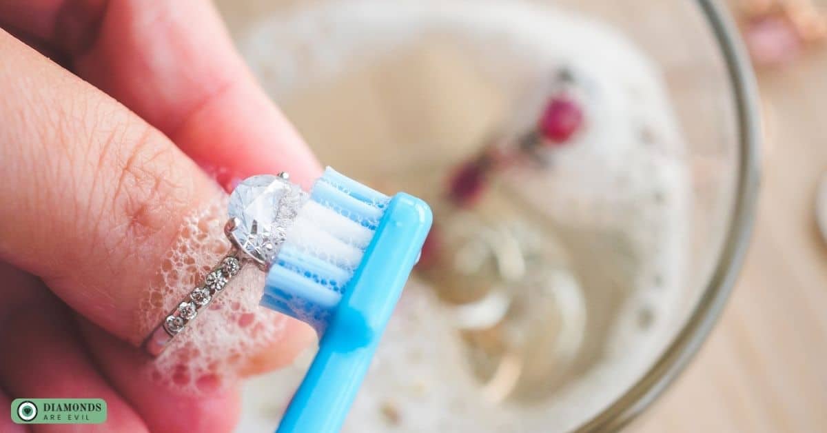 Reasons to Clean Your Diamond Jewelry