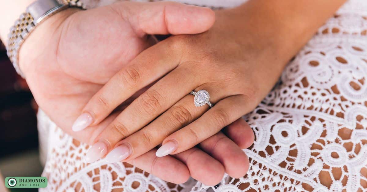 Diamond Promise Ring and Its Significance