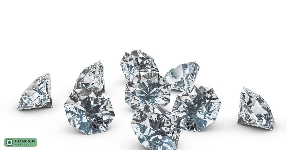 What are Clarity Features in Diamonds?