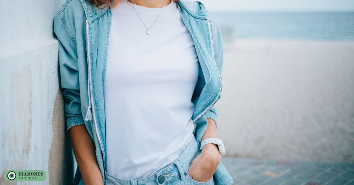 Tip1: For a Casual Look: Layer it with Other Pieces