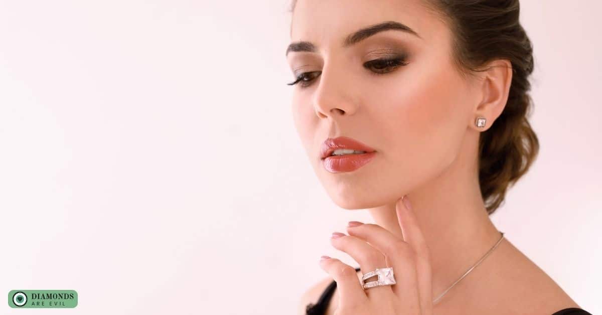 How to Choose the Right Carat Weight for Your Diamond