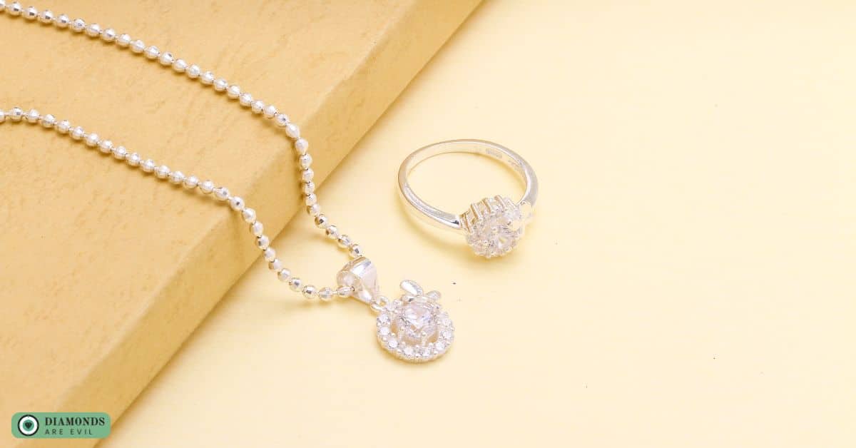Selecting Ideal Diamond Jewelry for Child