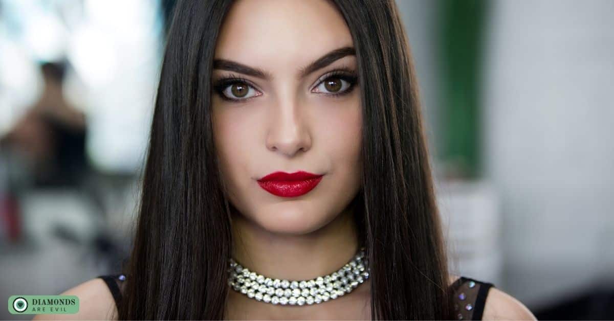 The Allure of Diamond Necklaces