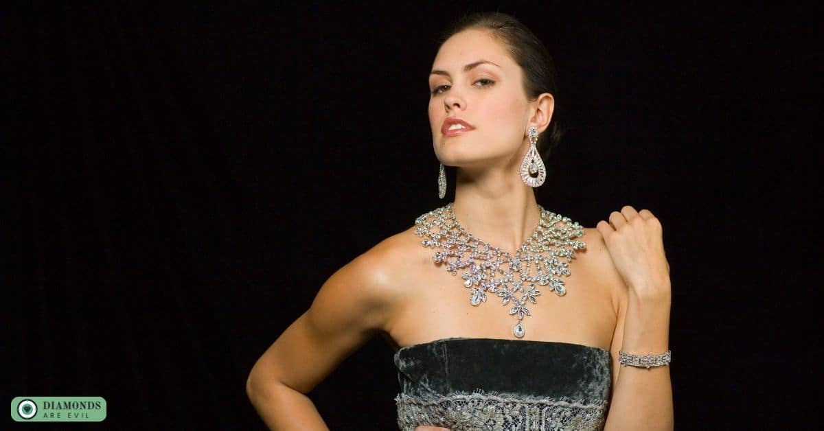 The Fascinating History of Diamond Necklaces