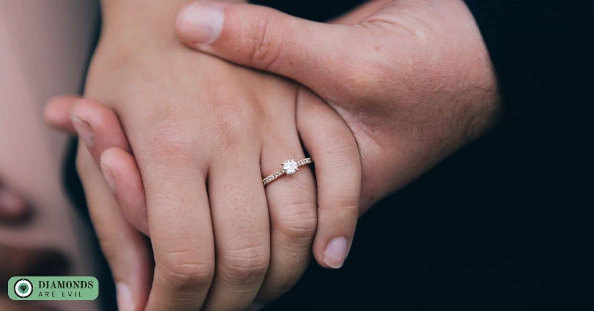 The Symbolic Power of Diamonds