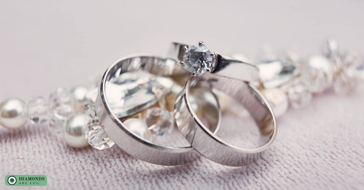 Tips and Tricks to Keep Your Diamond Jewelry Looking Its Best